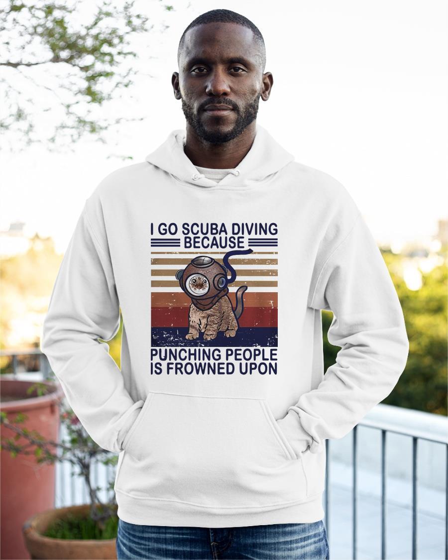 Vintage Cat I Go Scuba Diving Because Punching People Is Frowned Upon Hoodie
