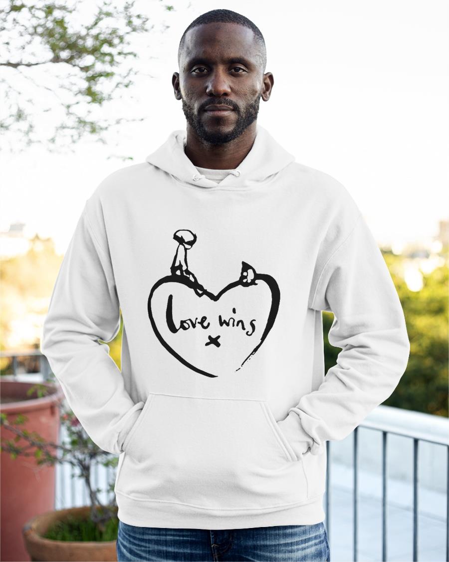 comic relief love wins tee
